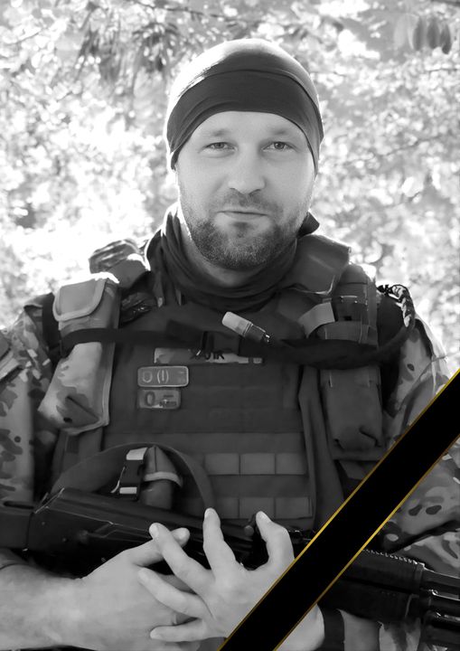 Новини Тернополя - фото з Тернопільщина втратила захисників Олега Петришина, Віктора Пасічника та Олега Джумана На зображенні може бути: 1 особа