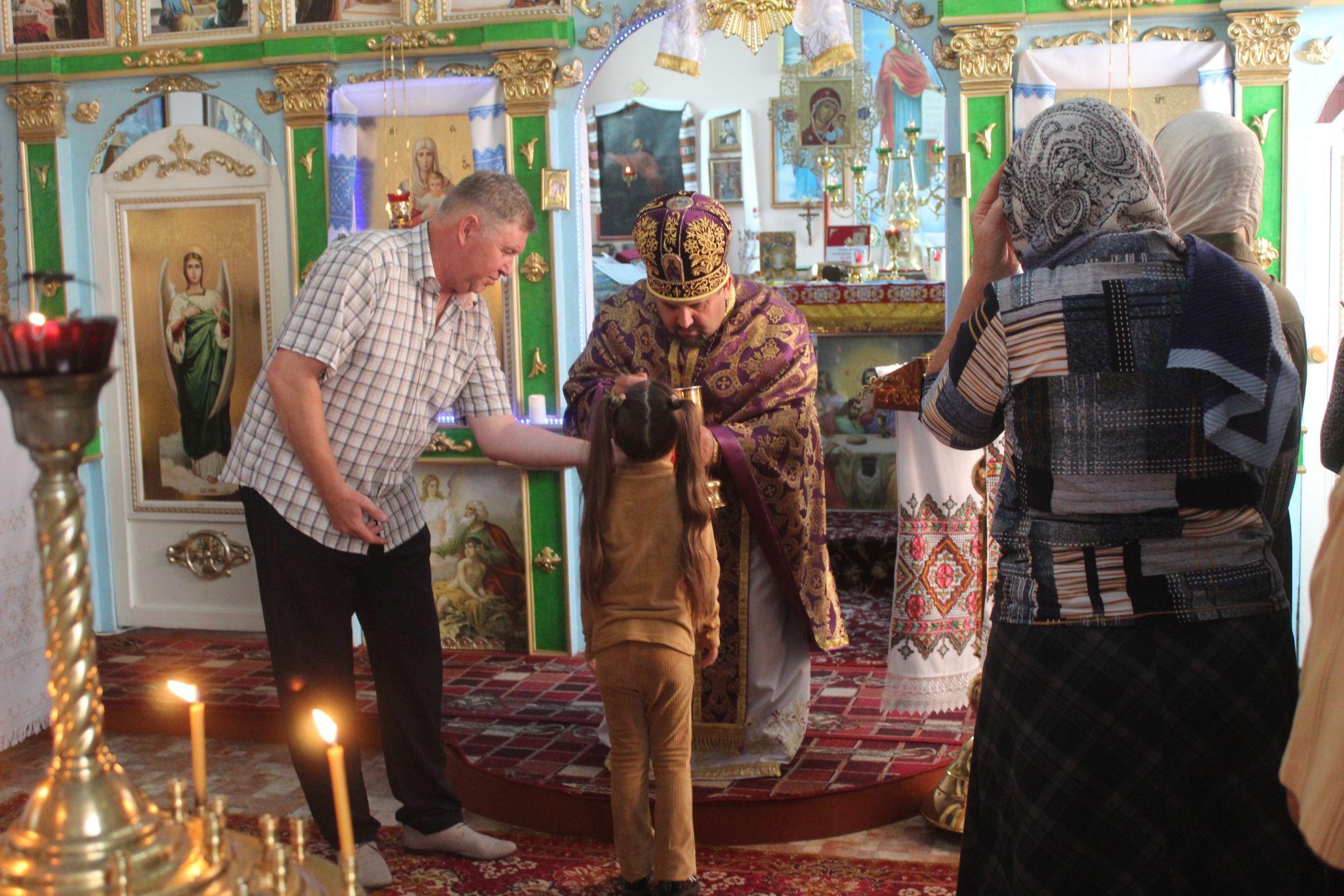 Новини Козятина - фото з Маленька Софійка у 2-і години ночі розбудила дідуся, щоб з ним йти до церкви