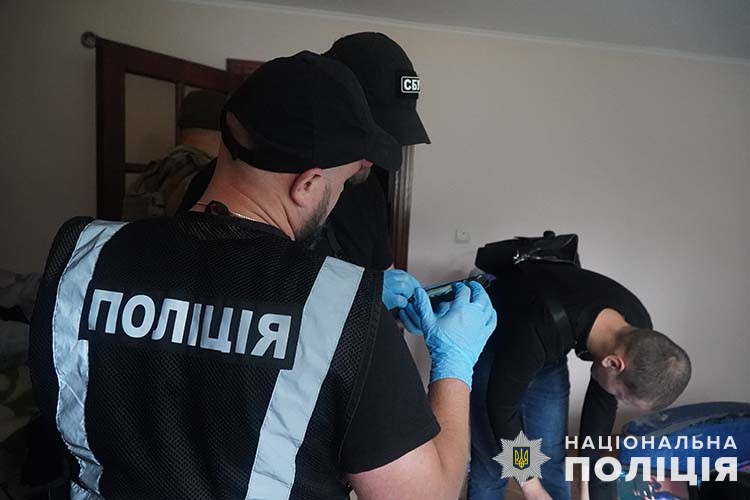 виготовляли майже 50 кг амфетаміну щомісяця - поліцейські тернопільщини ліквідували міжрегіональну злочинну організацію наркоторговців