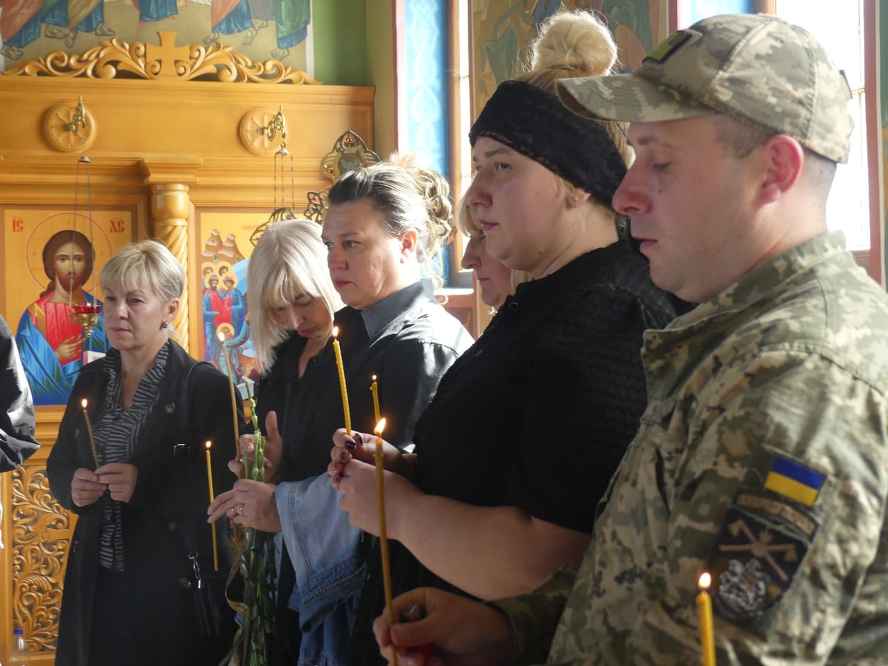 Новини Хмельницького - фото з У Кам'янці прощалися з Героєм Сергієм Ратушняком