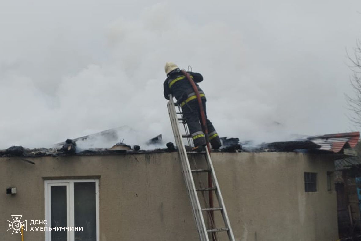 Новини Хмельницького - фото з За добу рятувальники загасили шість пожеж на Хмельниччині