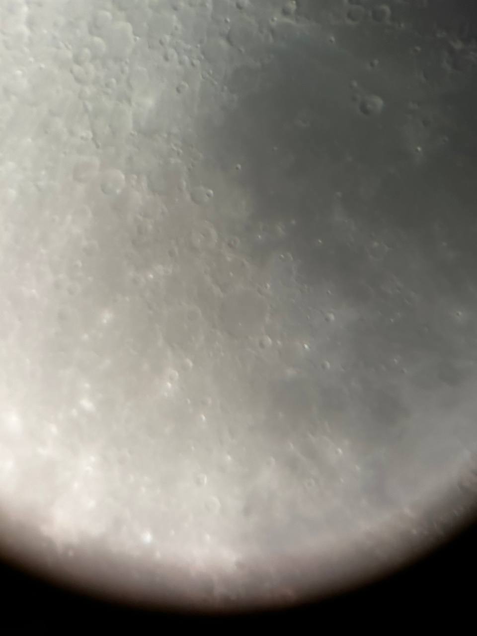 На зображенні може бути: затемнення