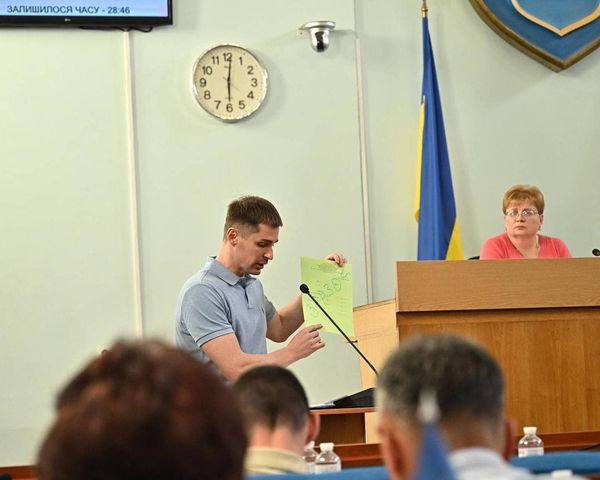 Новини Житомира - фото з Сергій Сухомлин склав повноваження міського голови