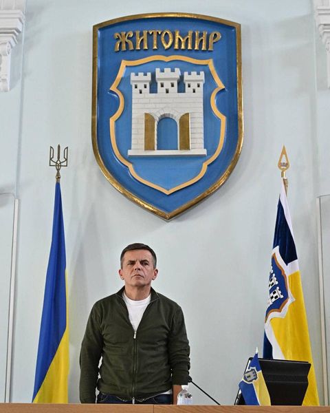 Новини Житомира - фото з Сергій Сухомлин склав повноваження міського голови