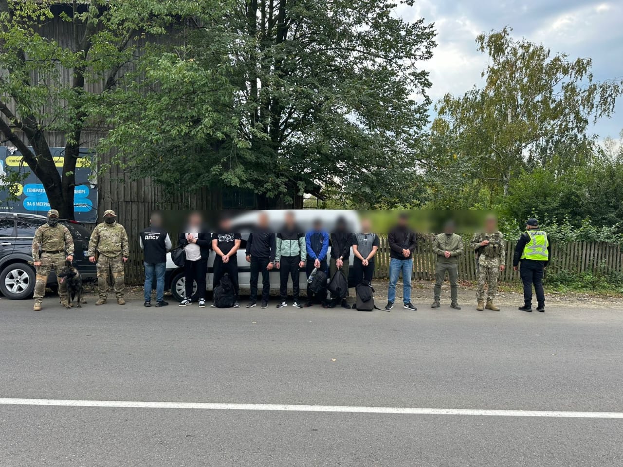 Новини Хмельницького - фото з На кордоні затримали чоловіків з Хмельниччини, які їхали автівками до Румунії