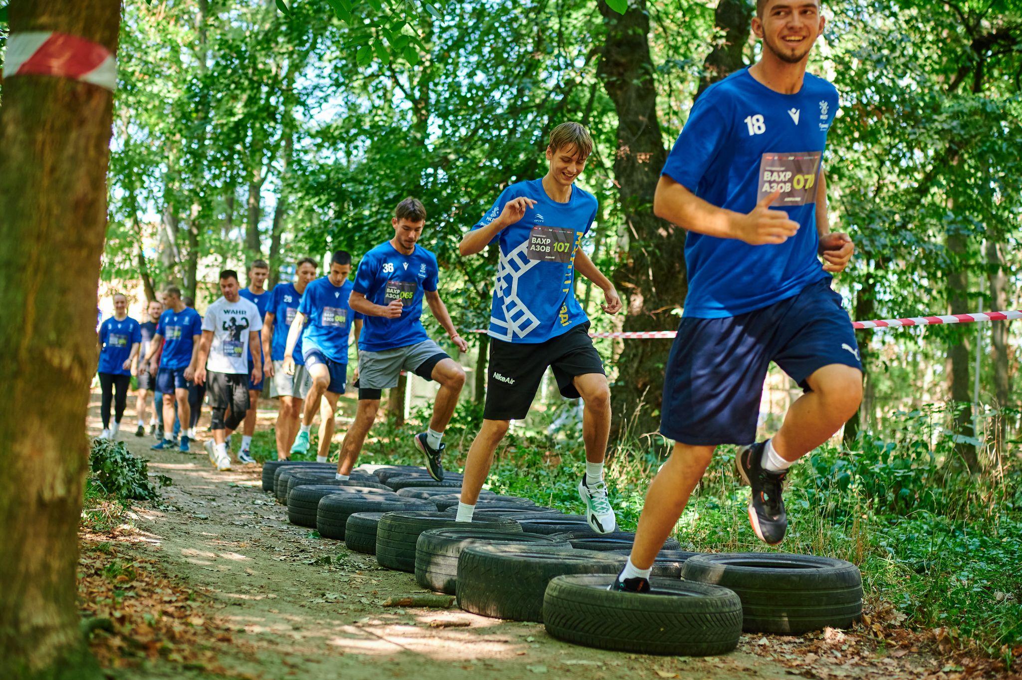 Новини Вінниці - фото з У Вінниці відбувся благодійний забіг, яким вшанували загиблих «Азовців»