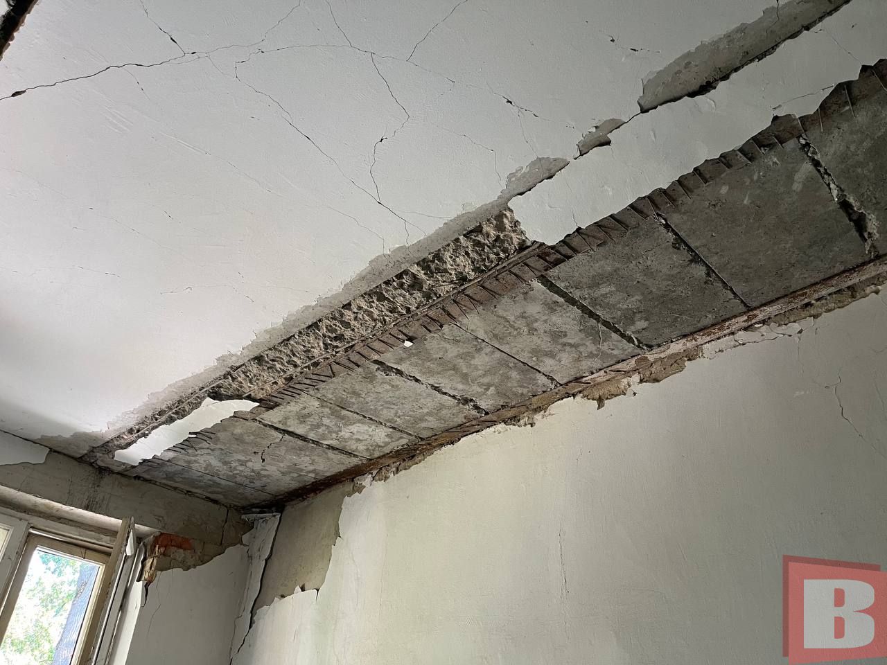 Новини Хмельницького - фото з Пошкоджений шахедом будинок у Хмельницькому: яка ситуація зараз (ФОТО, ВІДЕО)