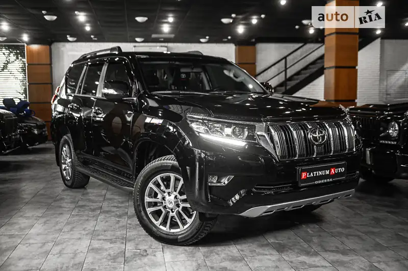 Новини Хмельницького - фото з Нардеп Сергій Мандзій їздить на новенькій Toyota, – ЗМІ