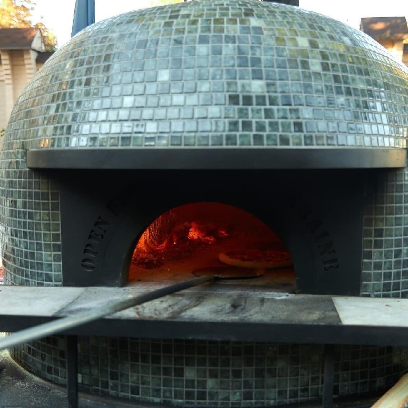 На зображенні може бути: вогнище