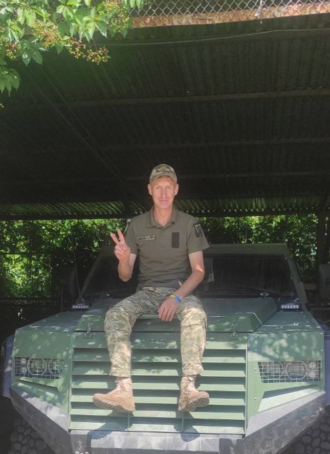 Новини Тернополя - фото з «Не вірю, ти мав жити»: «На щиті» повернувся тернопільський захисник Роман Гармаш