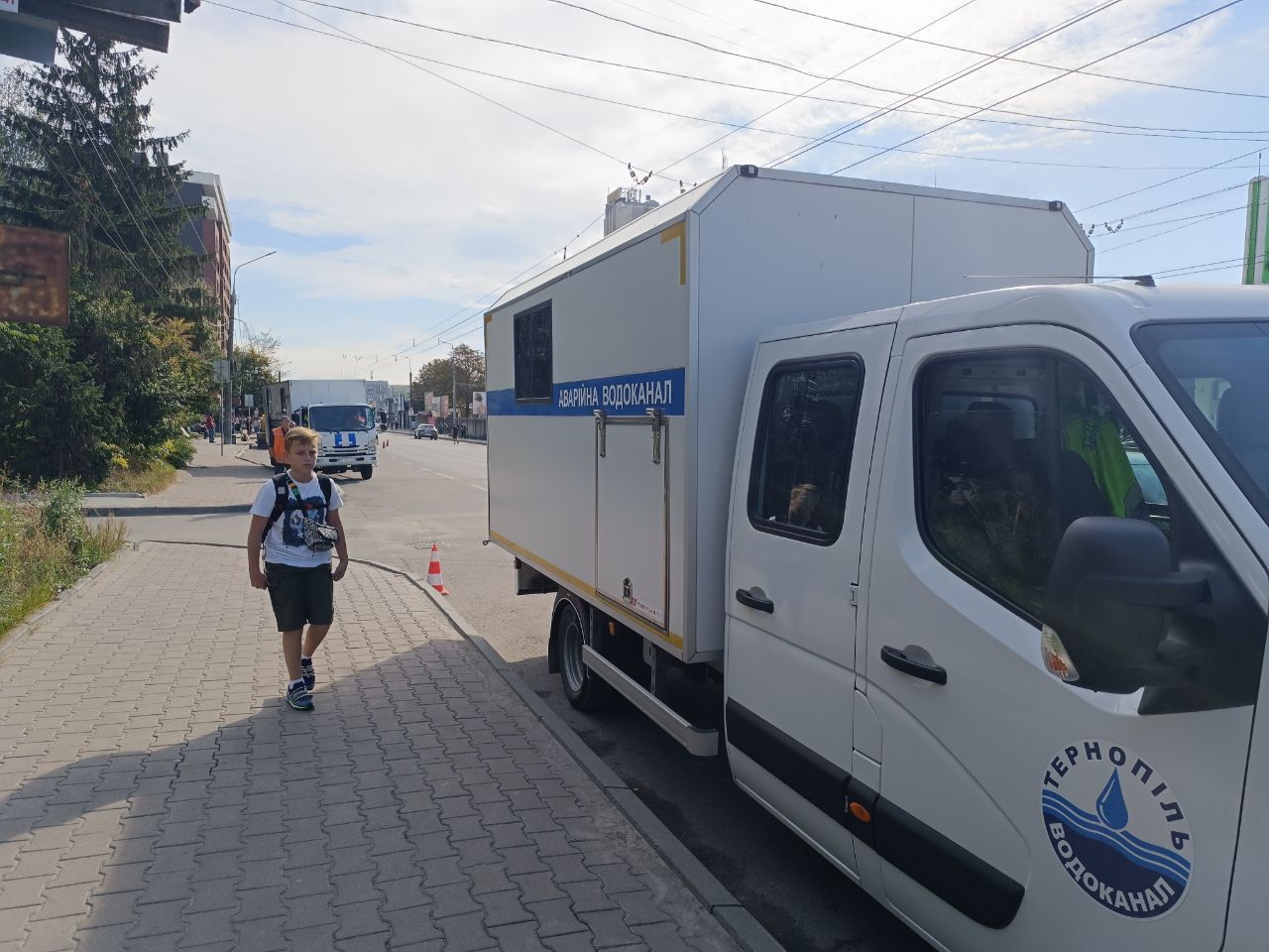 Новини Тернополя - фото з На Торговиці працівники водоканалу перекрили частину дороги: що мають роботи?