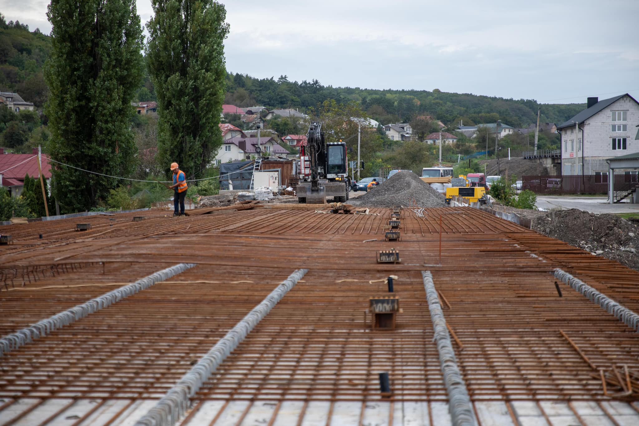 Новини Тернополя - фото з Коли планують відкрити міст у Теребовлі На зображенні може бути: 1 особа