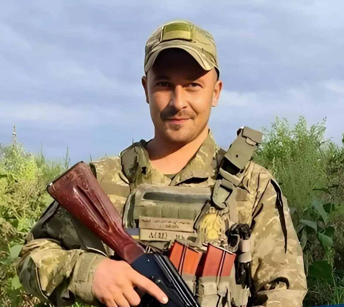 Новини Хмельницького - фото з Трьох захисників з Хмельницького району відзначили посмертними нагородами: хто вони