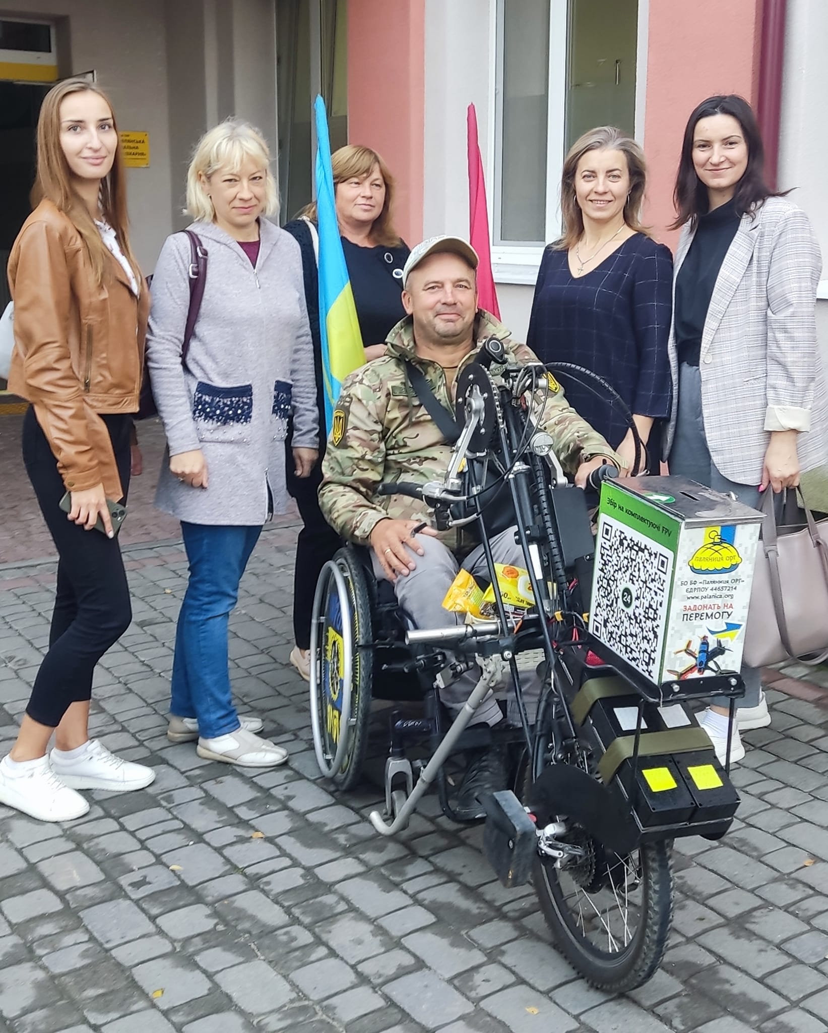 Новини Тернополя - фото з Третій етап марафону на кріслі колісному розпочав тернопільський волонтер