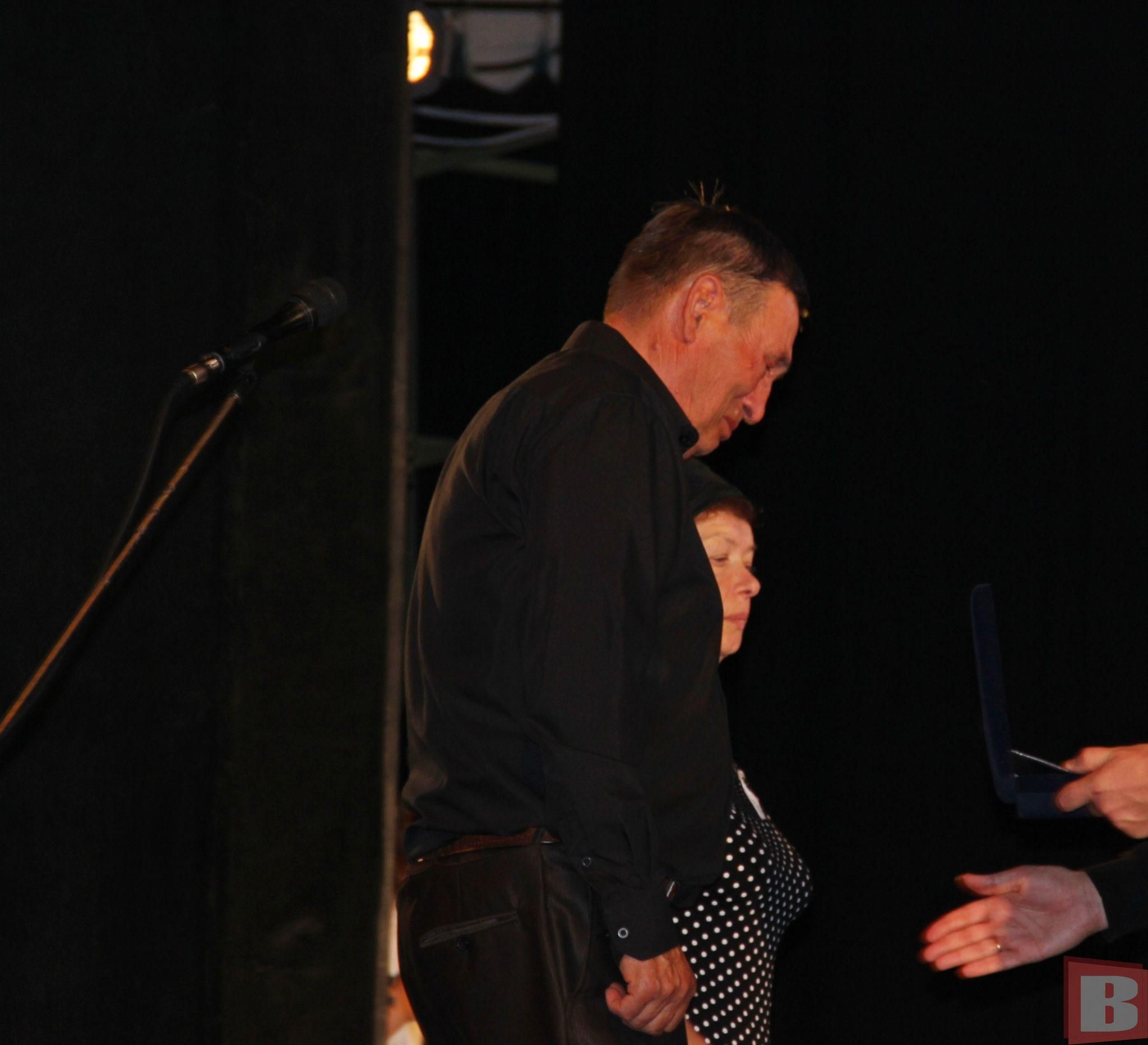 Новини Хмельницького - фото з «Почесний громадянин»: рідним загиблих воїнів вручили відзнаки (РЕПОРТАЖ)