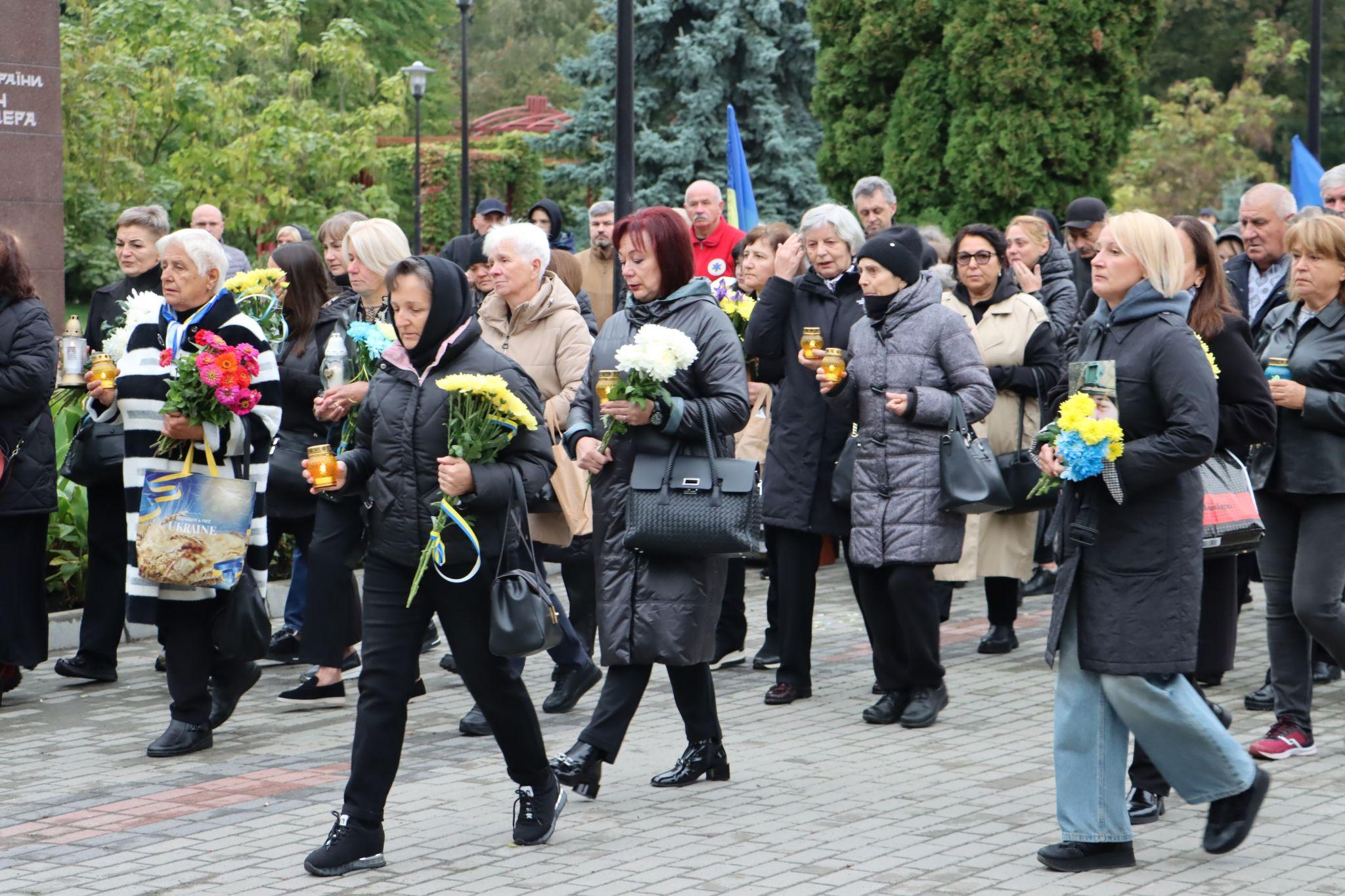 Новини Тернополя - фото з Відкрили стелу з іменами полеглих за Україну Героїв у Тернополі: як усе відбувалося