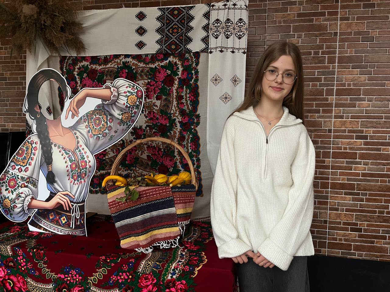 Новини Тернополя - фото з Від маленьких сердець до мужніх Героїв: школярі Тернополя привітали захисників