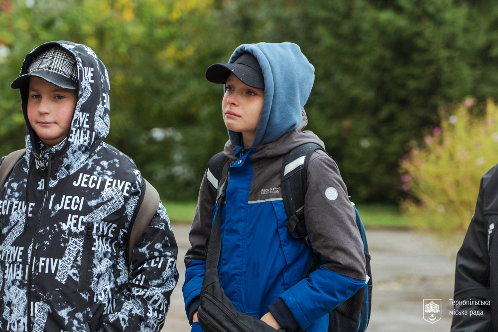 Новини Тернополя - фото з На фасаді тернопільської школи №24 відкрили меморіальну дошку на честь Назарія Шимківа