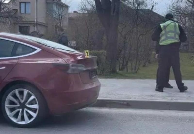 Новини Тернополя - фото з Судять працівника СБУ за смертельну ДТП на Tesla. Він продовжує ходити на роботу