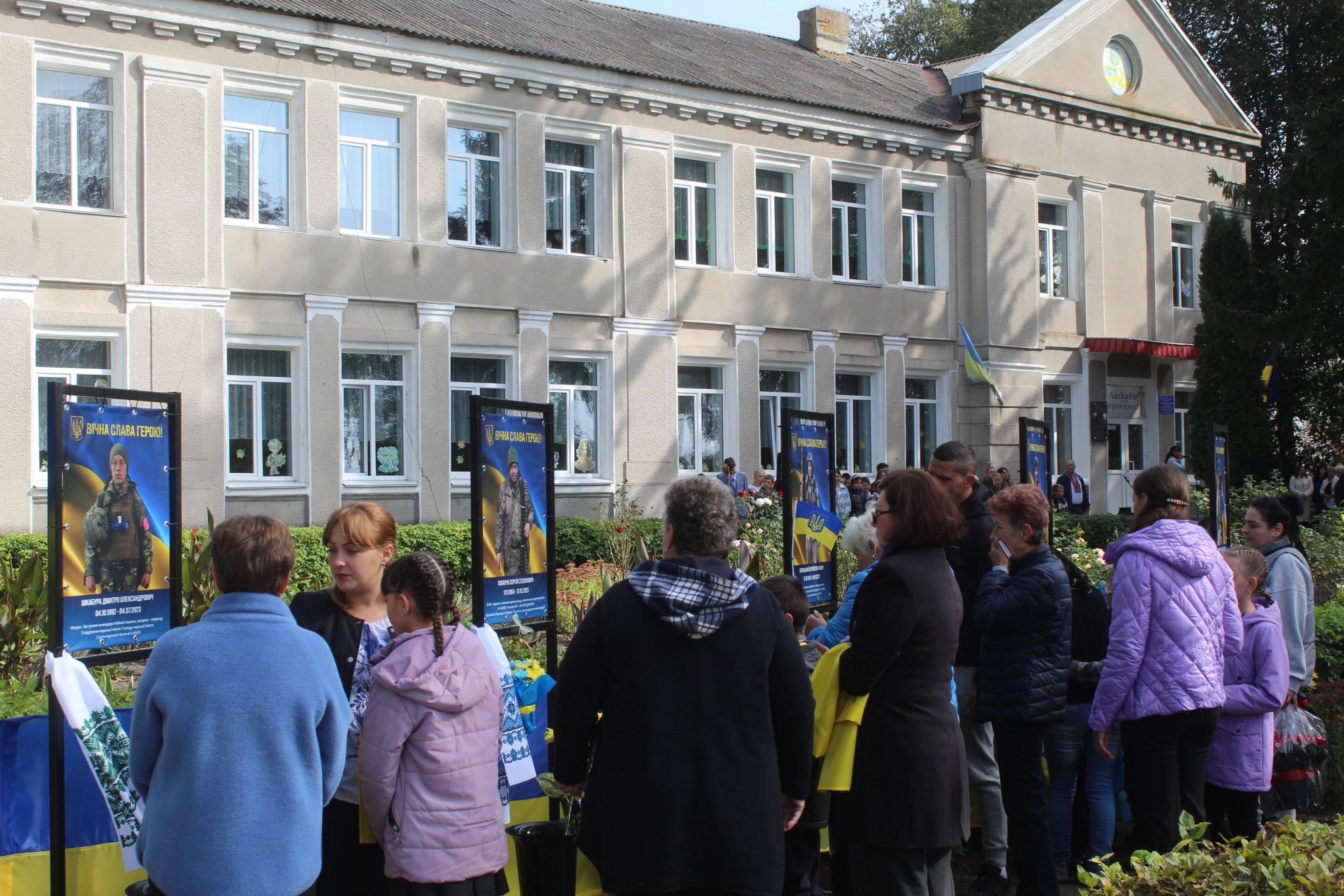 Новини Козятина - фото з На Покрову відкрили Алею пам’яті «Герої не вмирають»