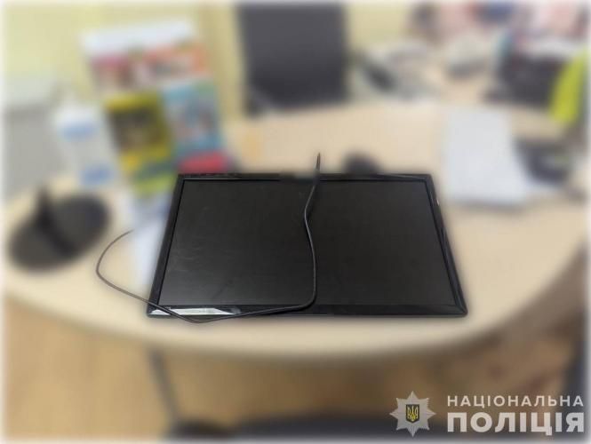 Новини Вінниці - фото з Вінничанин намагався розрахуватися за штрафи, пограбувавши банк