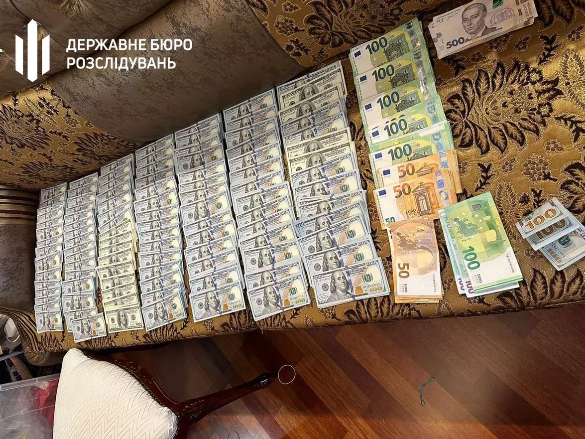 Новини Хмельницького - фото з «Найму кращих адвокатів України», – чоловік керівниці МСЕК, викритої на незаконному збагаченні
