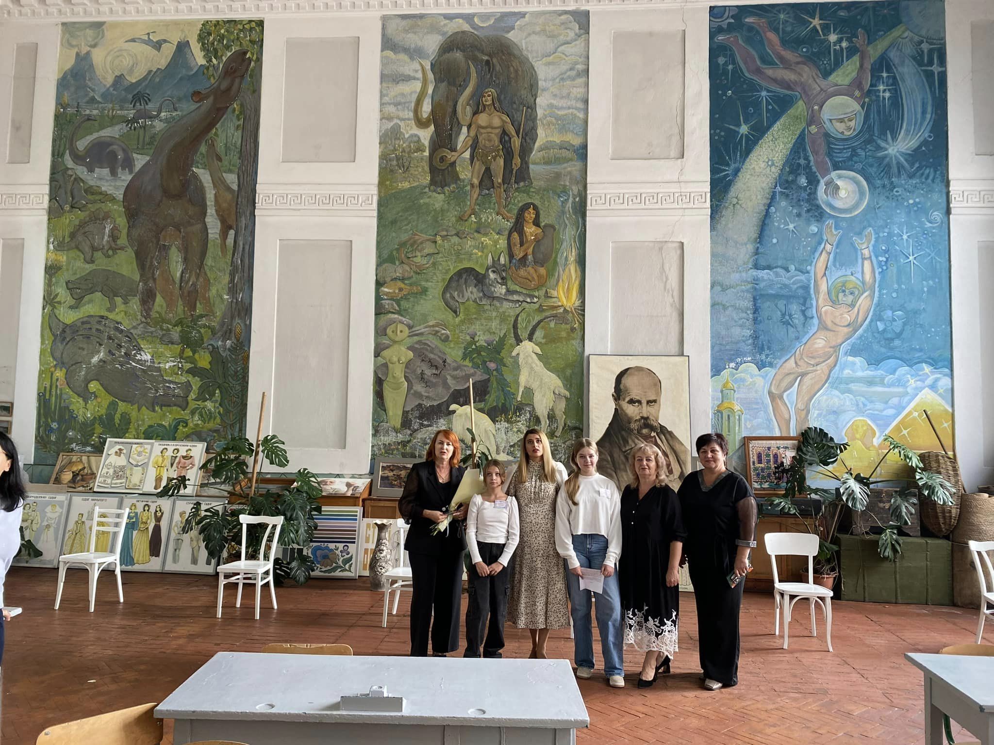 Новини Вінниці - фото з На 110-річчя школи у Брацлаві зібрали 110 тисяч гривень. Що є у цьому закладі таке, чого нема в інших?