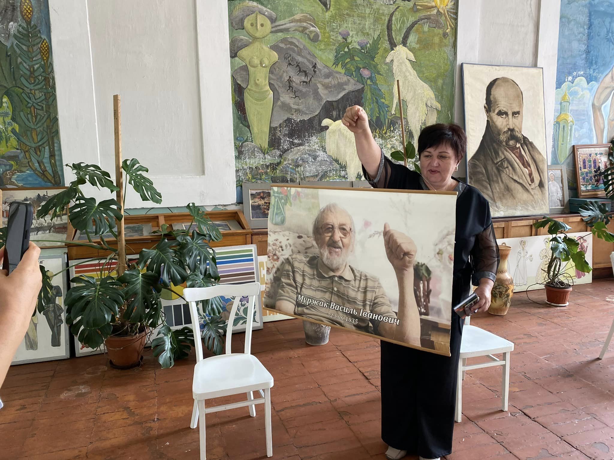 Новини Вінниці - фото з На 110-річчя школи у Брацлаві зібрали 110 тисяч гривень. Що є у цьому закладі таке, чого нема в інших?