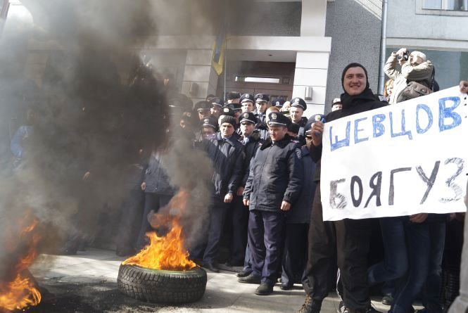 Новини Вінниці - фото з На Коріатовичів збили очільника «Дорожнього контролю». Пригадуємо й інші сутички за участю вінницьких активістів