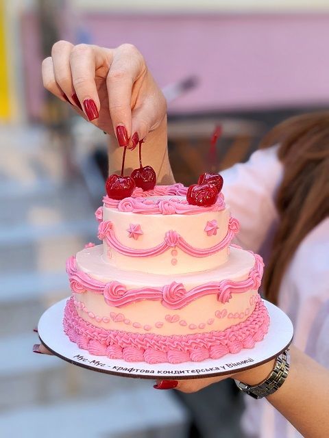 Новини Вінниці - фото з Де замовити смачний торт, печиво та інші солодощі у Вінниці (партнерський проєкт) Де замовити смачний торт, печиво та інші солодощі у Вінниці (партнерський проєкт), фото №1 на сайті 20minut.ua