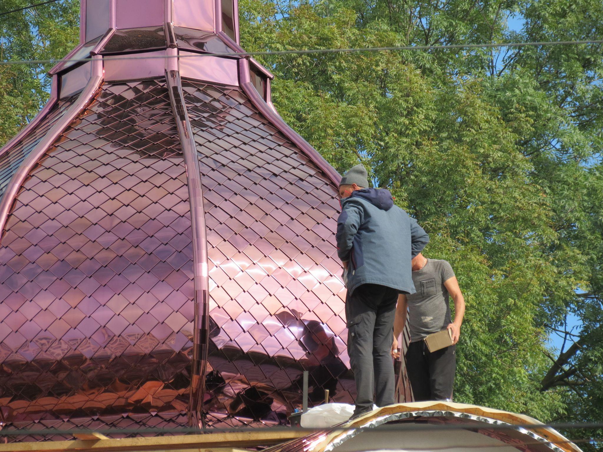 Новини Тернополя - фото з Замість золотого – буде фіолетовий купол: на Острозького реконструюють капличку