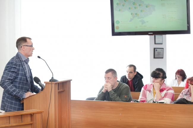 Новини Вінниці - фото з Сонячні панелі на будинках з ОСББ: як працює програма Фонду енергоефективності