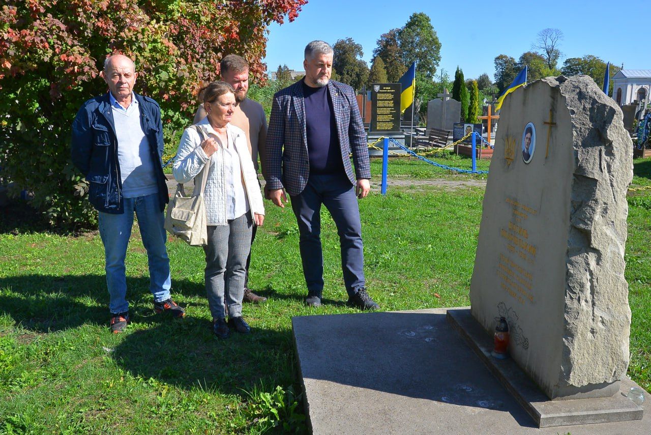 Новини Тернополя - фото з У Підгайцях погасили марку, присвячену дружині  Степана Бандери