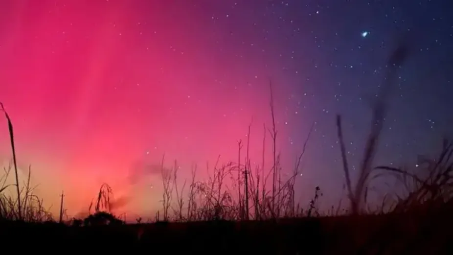 Новини Житомира - фото з Полярні сяйва в Україні - причини явища Північне сяйво на Херсонщині