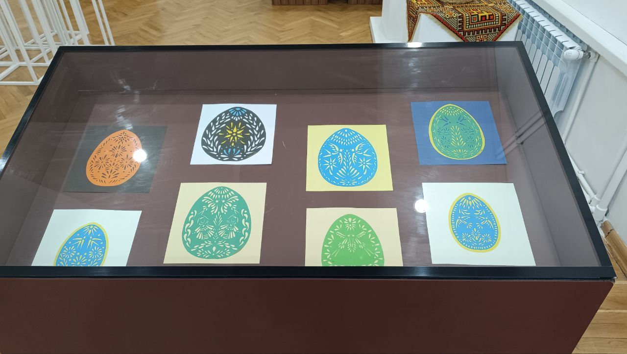 Новини Тернополя - фото з Натхненні лемківськими писанками та піснями витинанки Галини Дудар можуть побачити тернополяни