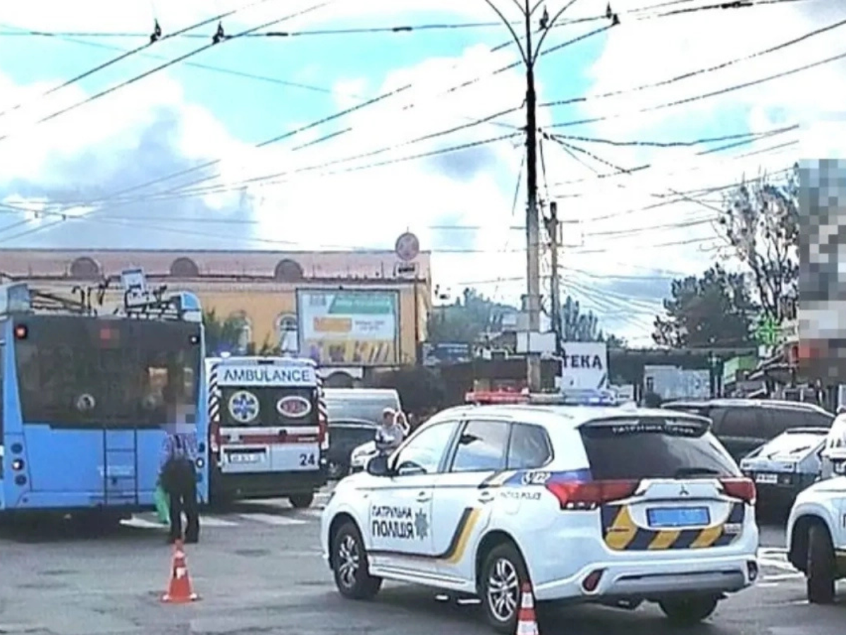 Новини Вінниці - фото з Суд пом'якшив запобіжний захід водію тролейбуса, який скоїв на «зебрі» смертельну ДТП