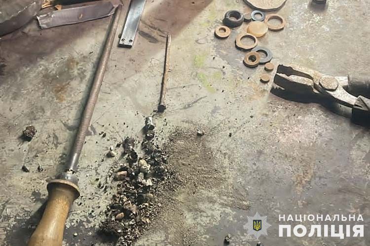 Новини Тернополя - фото з На Тернопільщині в руках чоловіка здетонував боєприпас