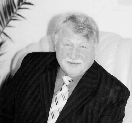 Новини Тернополя - фото з Перестало битися серце доцента тернопільського університету На зображенні може бути: 1 особа