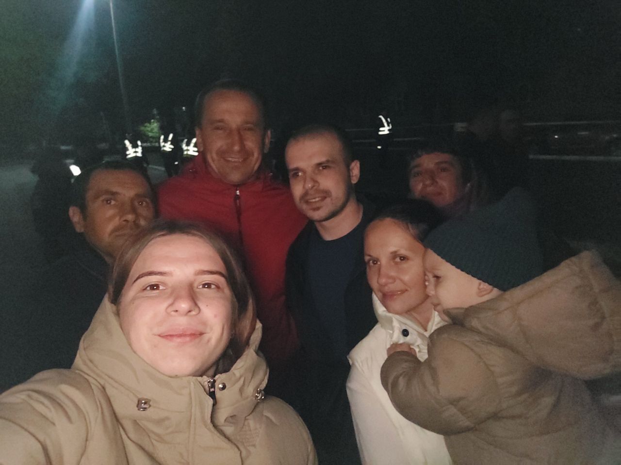 Новини Хмельницького - фото з «Наш татко повернувся»: звільнений з полону Олександр Свинарчук вперше побачив сина