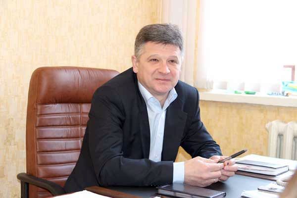 Новини Вінниці - фото з Кадрові зміни у мерії: звільнили Сергія Матусяка та Миколу Форманюка. Хто їх замінить