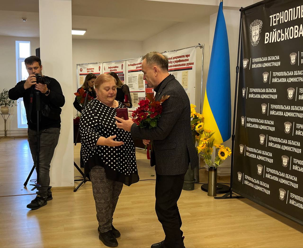 Новини Тернополя - фото з «Мамо, це стукіт татового серця»: у Тернополі посмертно нагородили військових