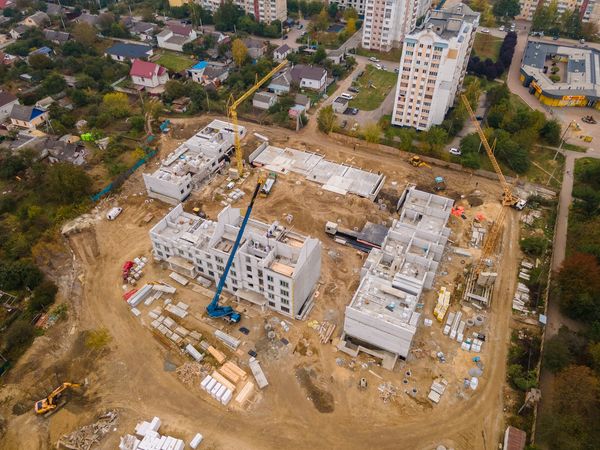 Новини Житомира - фото з У провулку Червоному в Житомирі продовжується будівництво житла для вимушених переселенців