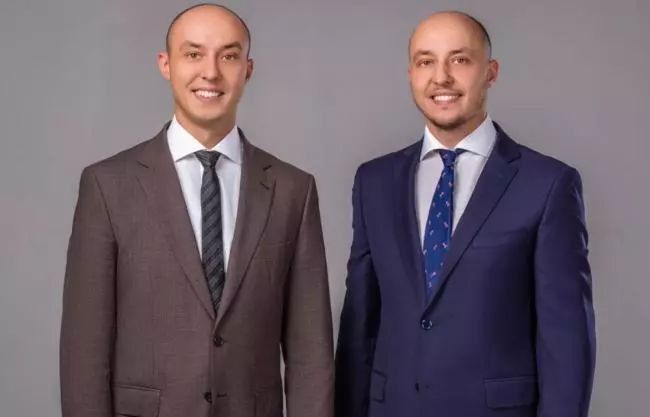 Новини Вінниці - фото з Один — радник ОП, інший — заступник голови ОДА: що відомо про родину лікаря МСЕК Власюка?