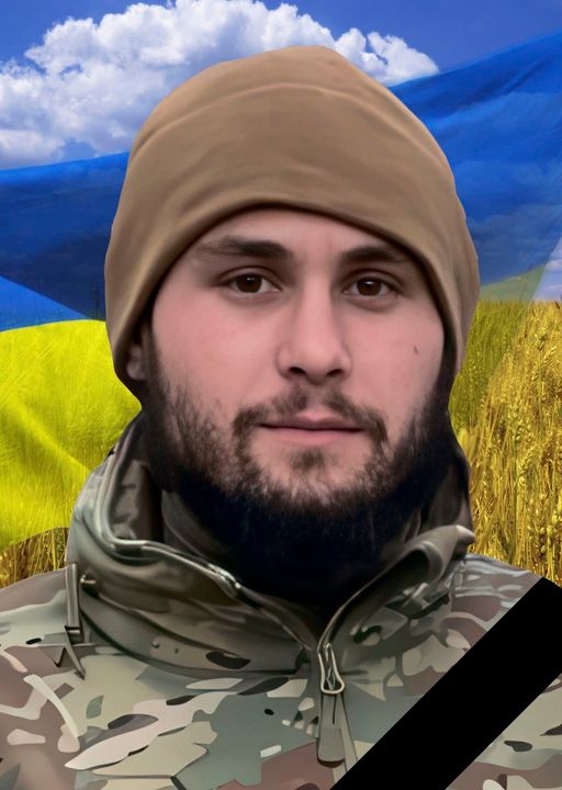 Новини Тернополя - фото з Тернопільщина втратила Захисників Сергія Попова, Степана Іванчука, Ярослава Марцинюка і Віктора Яскілку На зображенні може бути: 1 особа, борода та текст