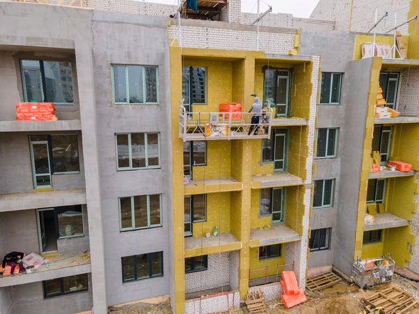 Новини Житомира - фото з У провулку Червоному в Житомирі продовжується будівництво житла для вимушених переселенців