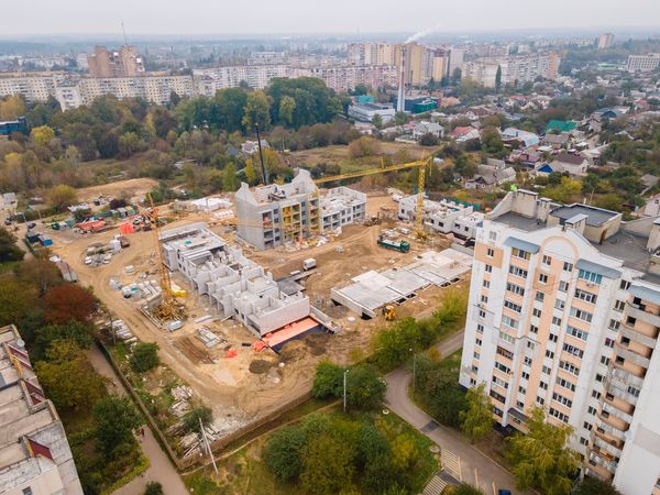 Новини Житомира - фото з У провулку Червоному в Житомирі продовжується будівництво житла для вимушених переселенців