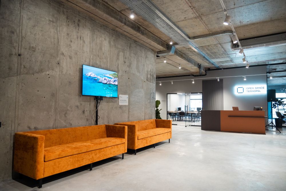 Новини Тернополя - фото з У Тернополі відкрили бізнес-простір для підприємців Open Space Ternopil