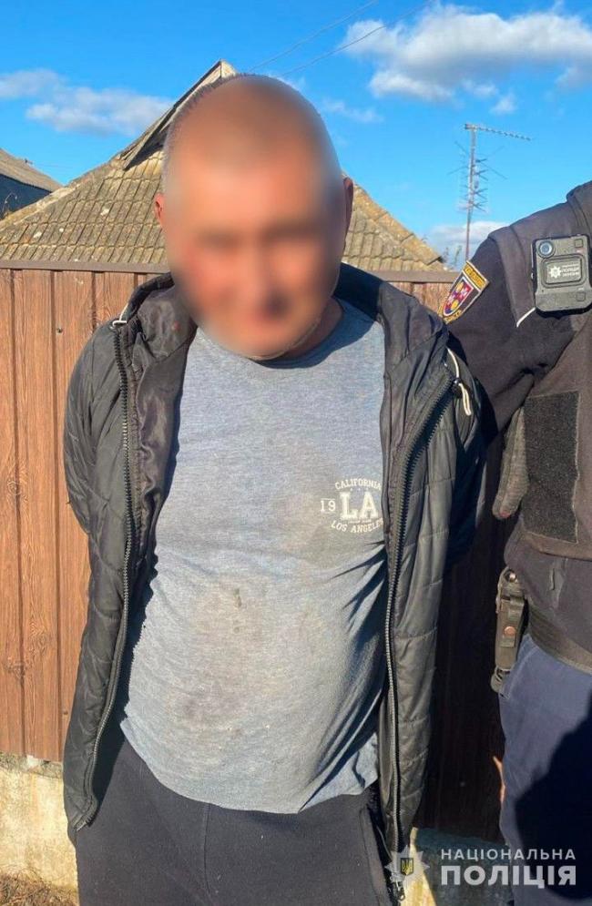 Новини Вінниці - фото з Зарізав односельця у власному будинку: на Вінниччині затримали 61-річного вбивцю