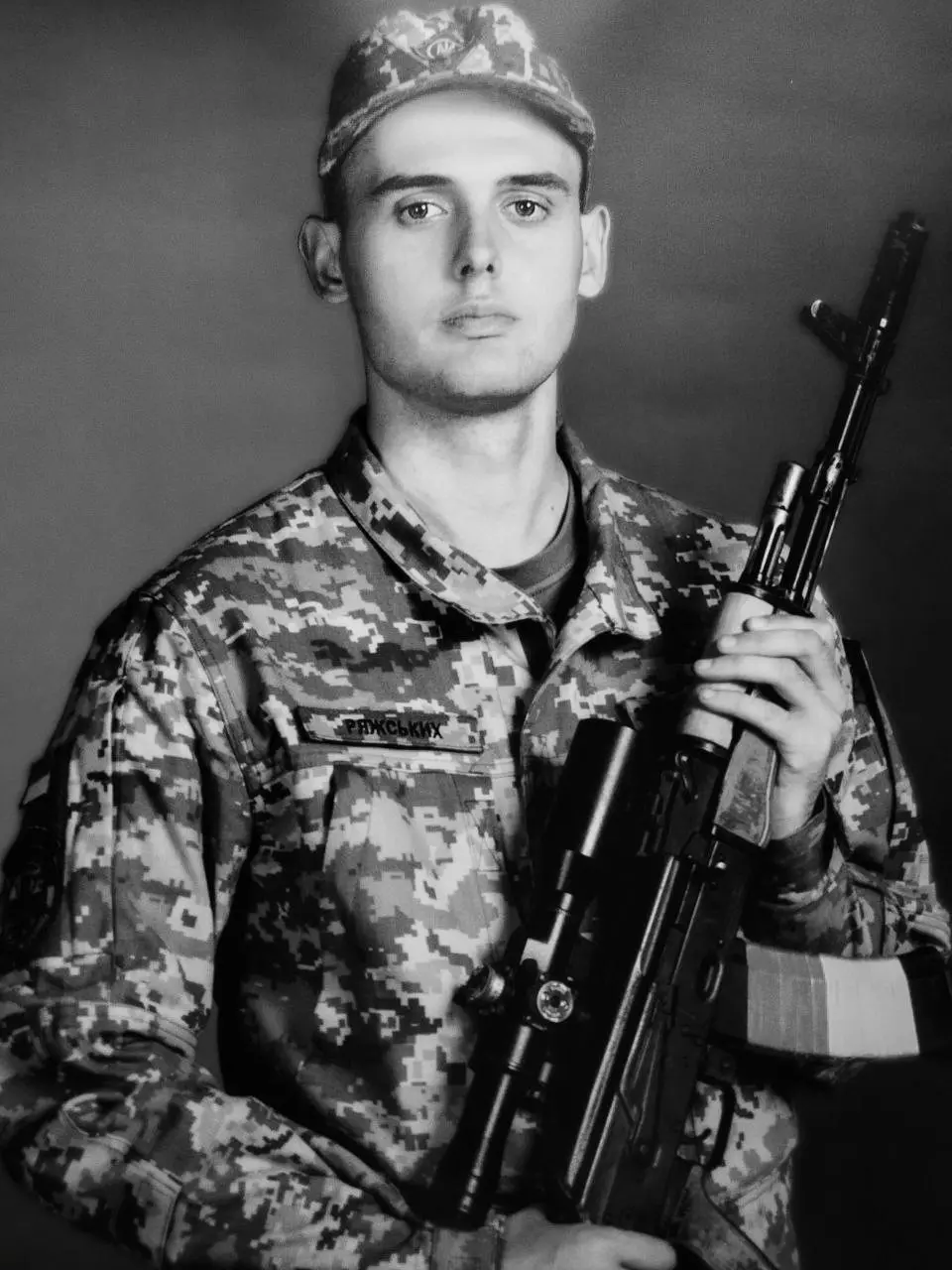 Новини Хмельницького - фото з Трьох воїнів з Шепетівського району відзначили посмертно: хто вони