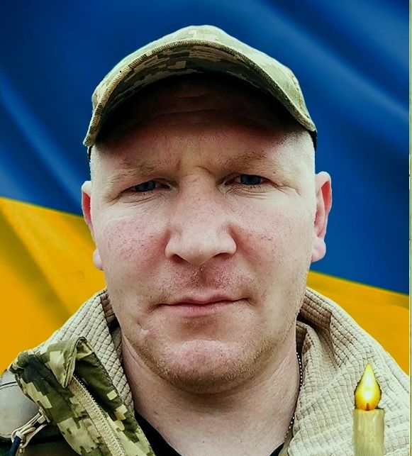 Новини Вінниці - фото з «Біля могили сльози — мало слів. Душа німа — не може вже кричати», — поховали Тараса Ваколюка